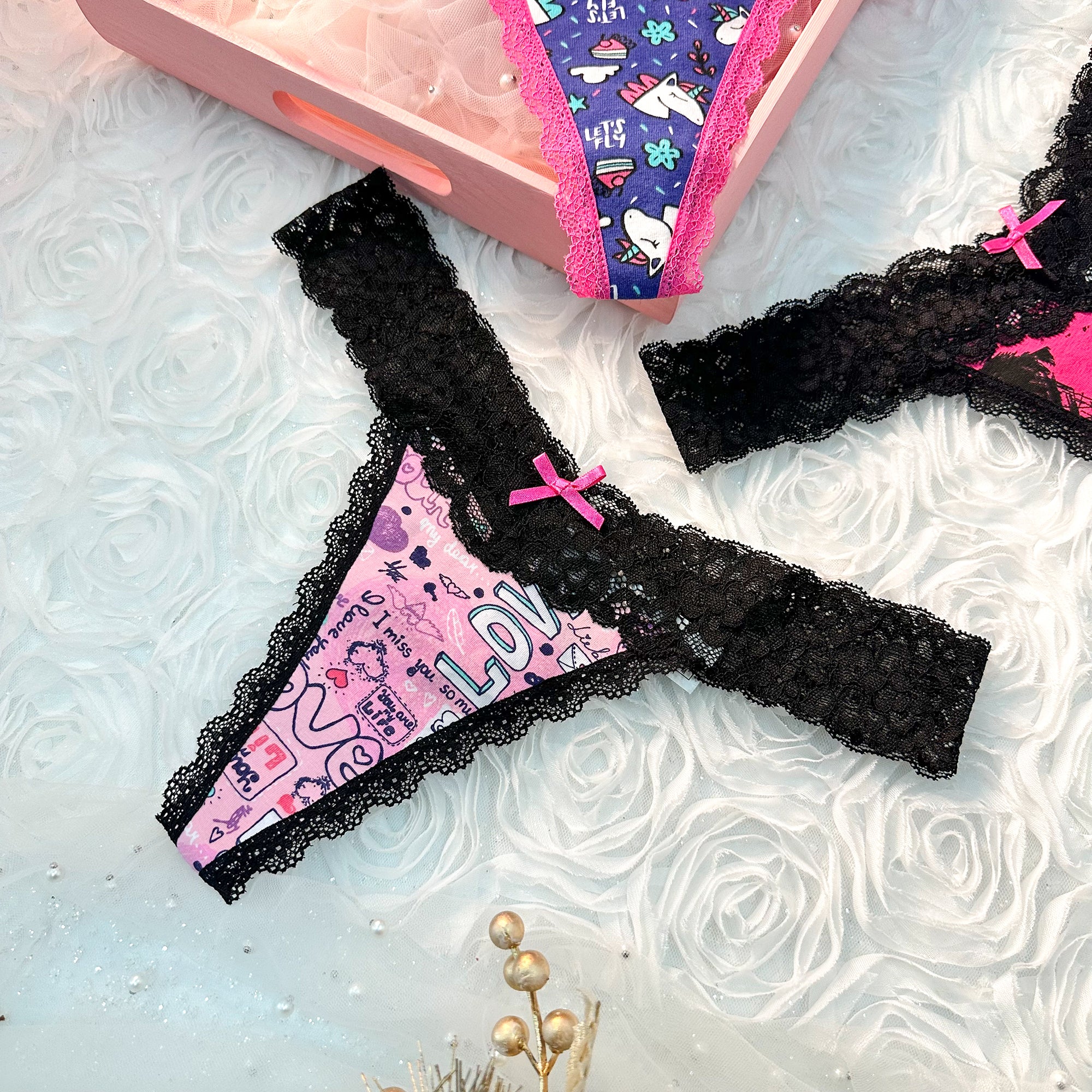 Cartoon Print T Back Lace Low Waist Cotton Seamless 3 Pack Thongs - Image 4