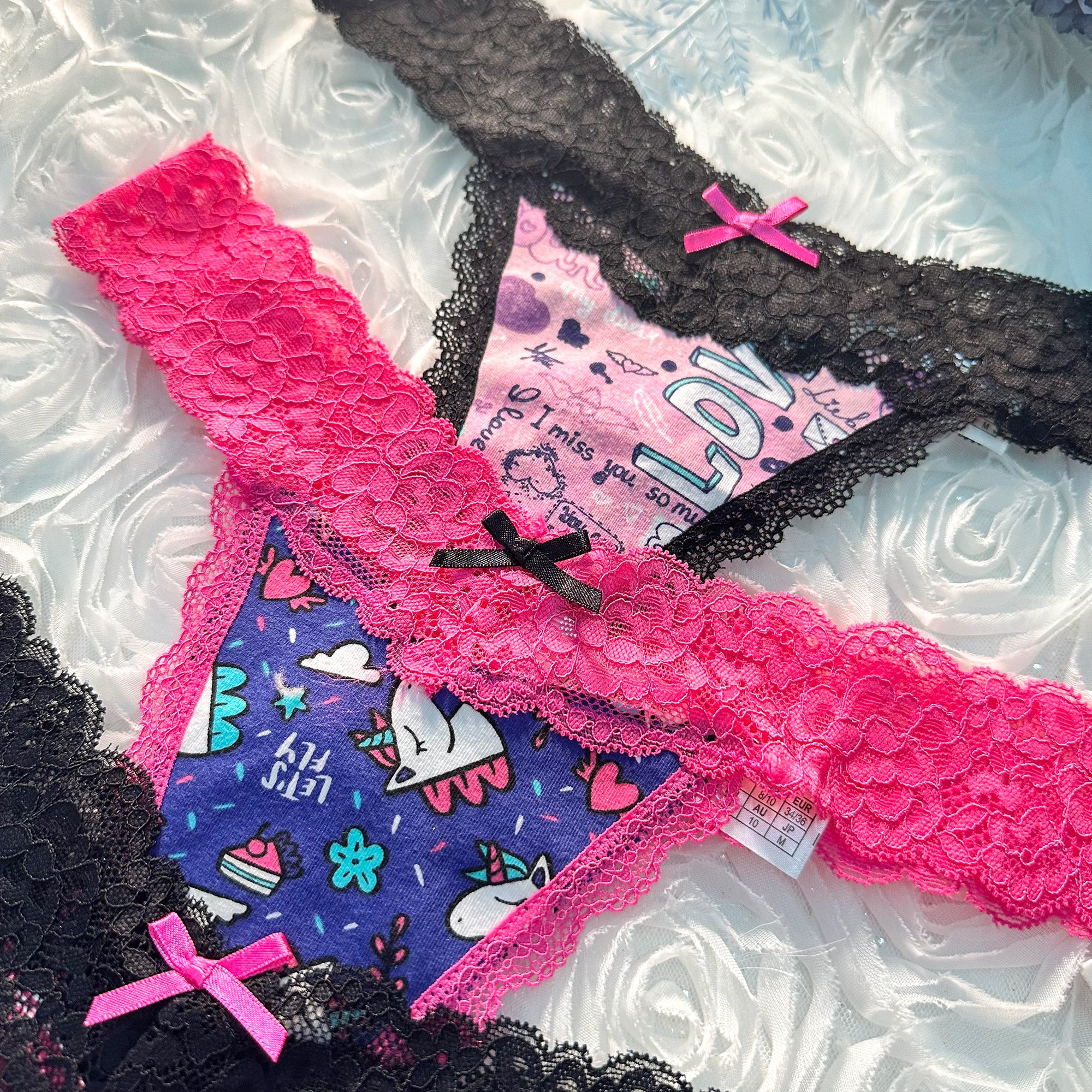 Cartoon Print T Back Lace Low Waist Cotton Seamless 3 Pack Thongs - Image 5