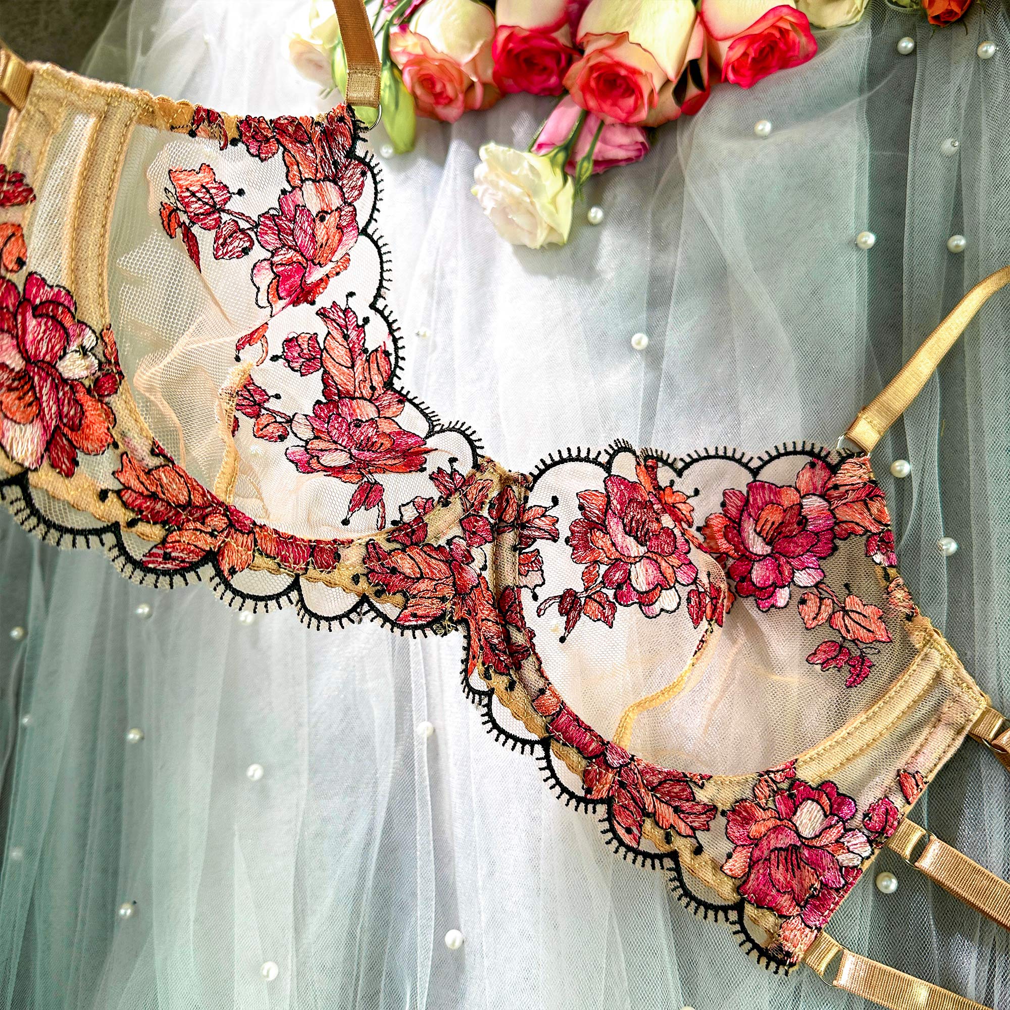 Blossom Elegance Lace Lingerie Set - Image 15