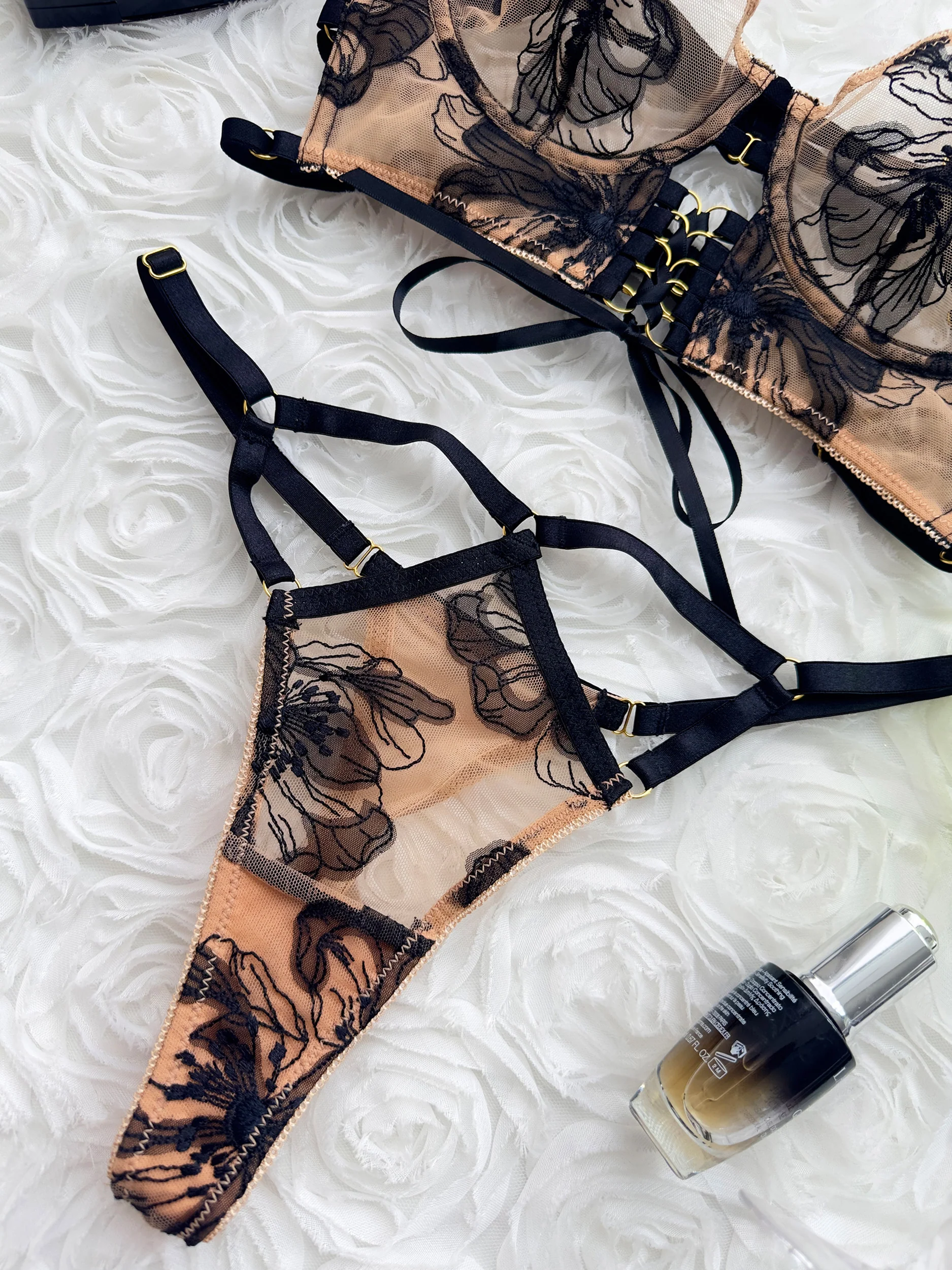 Diana Black Sculpting Body Lingerie Set - Image 6