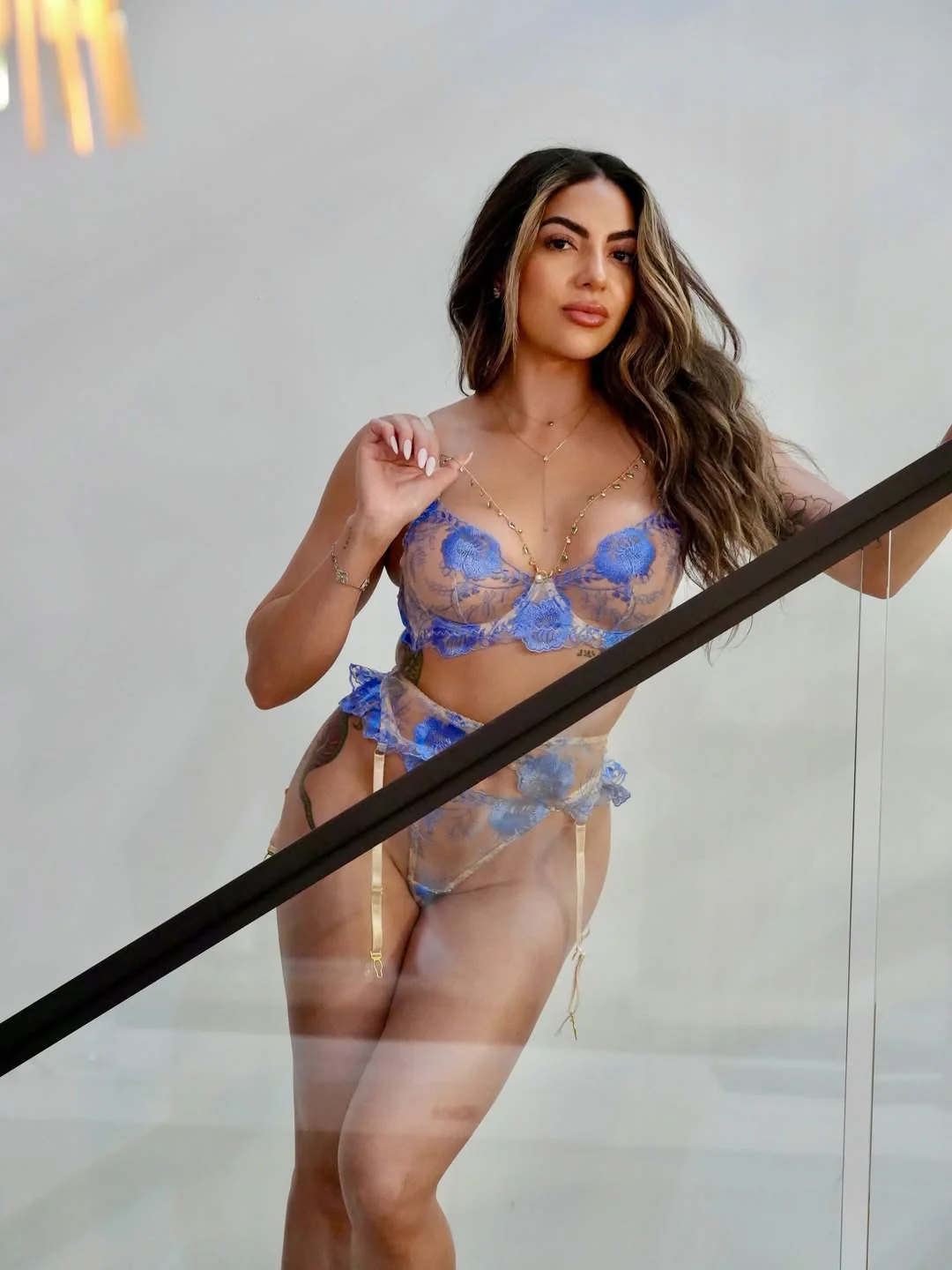 Azure Bloom Chain-Detail Embroidered Lingerie Set - Image 5